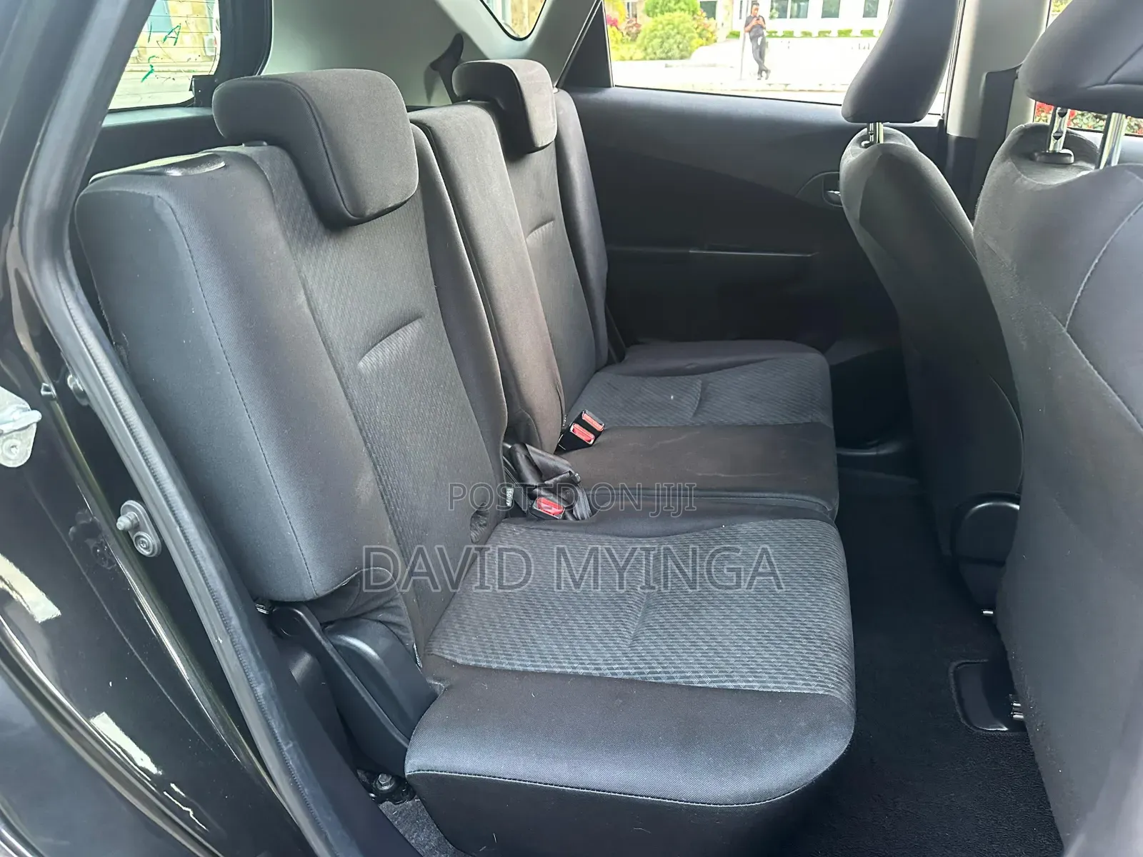 Toyota Ractis 2012 Black