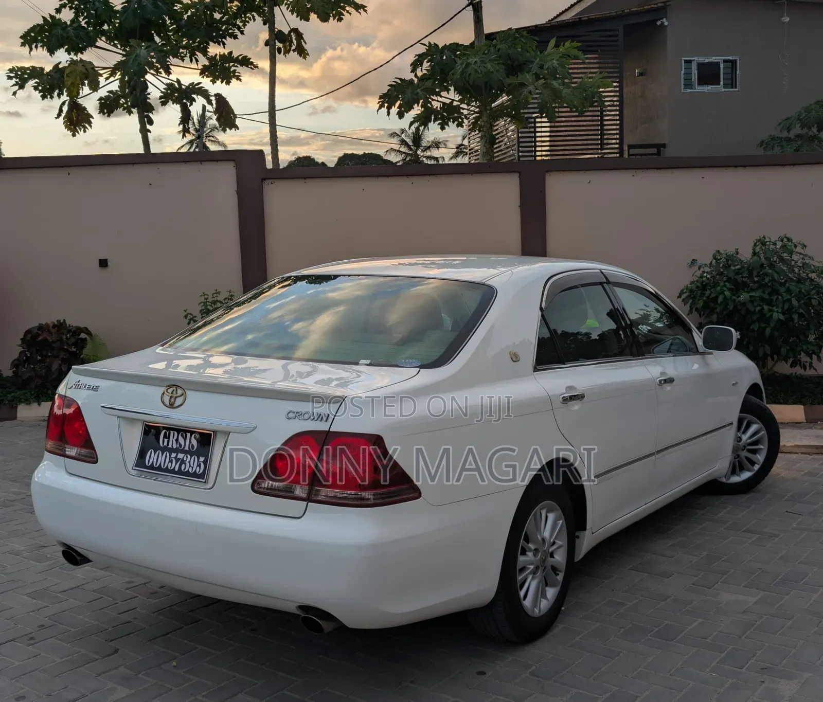 Toyota Crown 2008 White