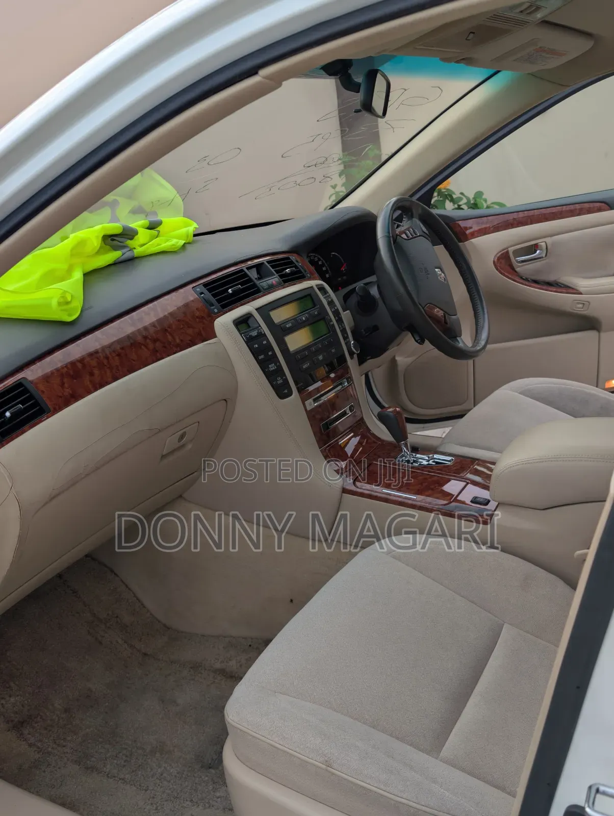 Toyota Crown 2008 White