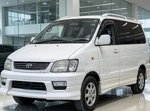 Toyota LiteAce Noah 2000 White