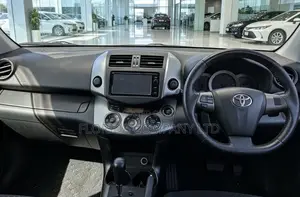 Toyota Vanguard 2010 Black