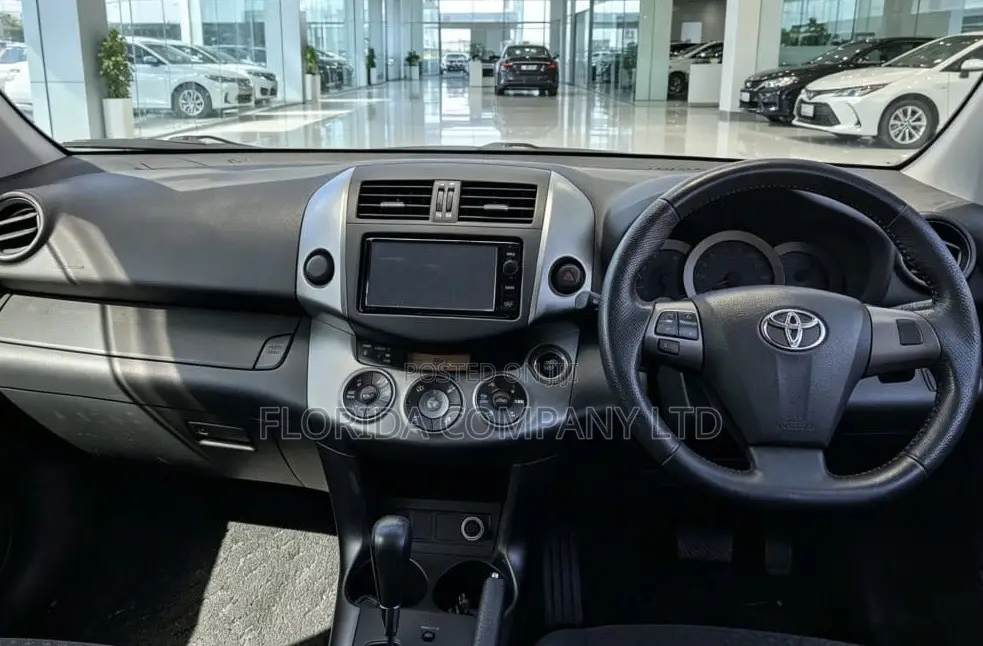 Toyota Vanguard 2010 Black