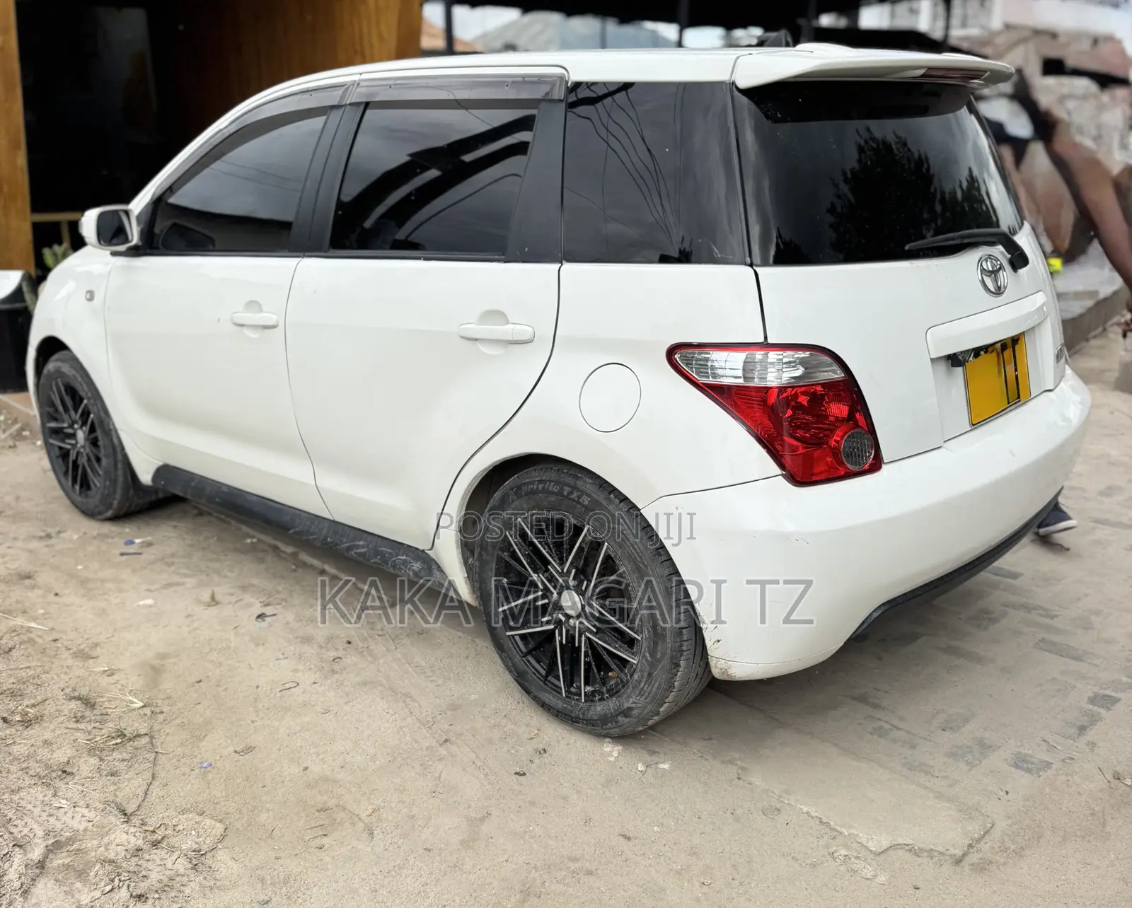 Toyota IST 2005 White