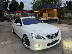 Toyota Mark X 2012 Pearl