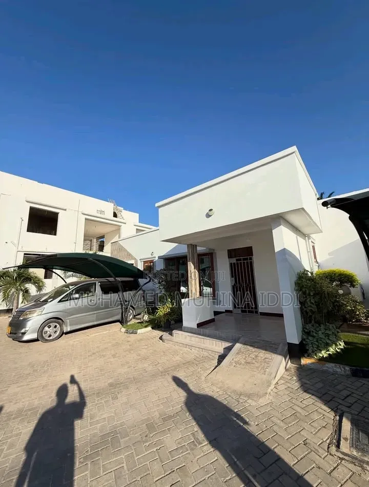 3bdrm Apartment in Msasani for rent
