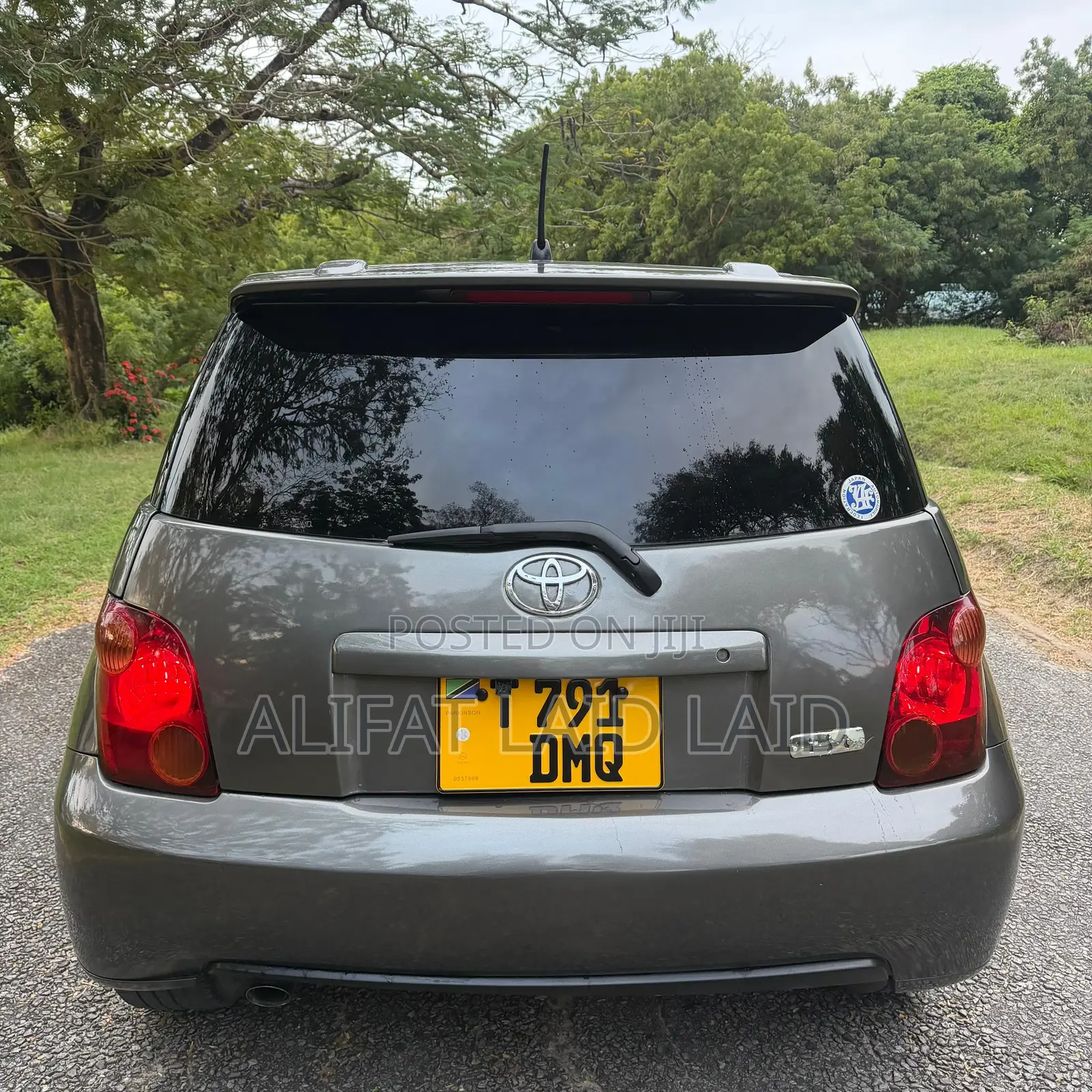 Toyota IST 2004 Gray