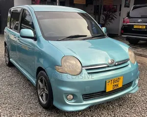 Toyota Sienta 1.5 FWD 2007 Blue