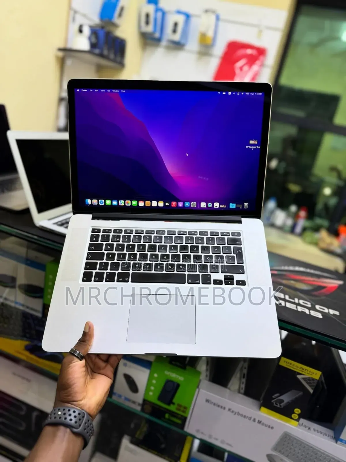 Laptop Apple MacBook Pro 2015 16GB Intel Core i7 SSD 512GB