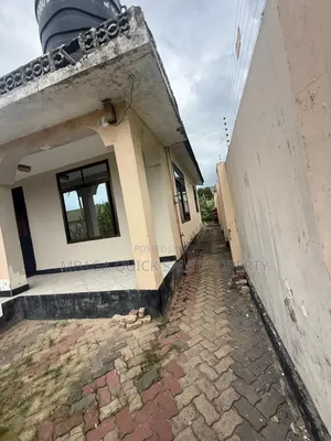 3bdrm House in Mbezi Beach for rent