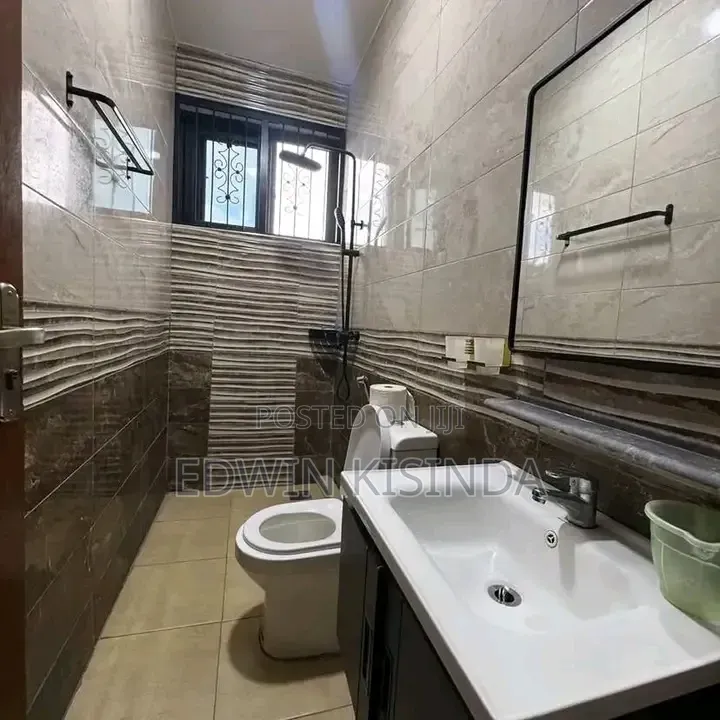 5bdrm House in Sinza, Kinondoni for rent