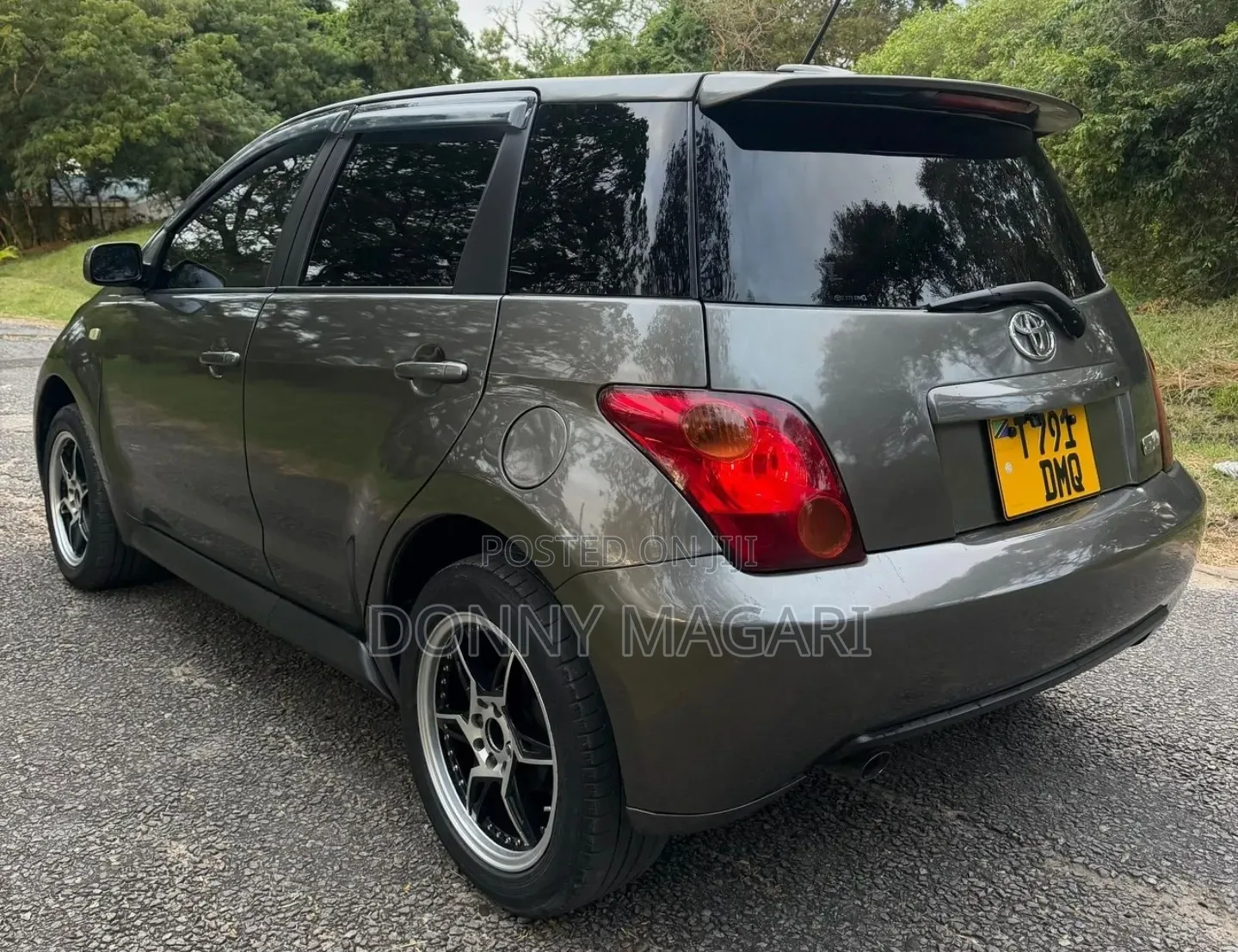 Toyota IST 2004 Gray