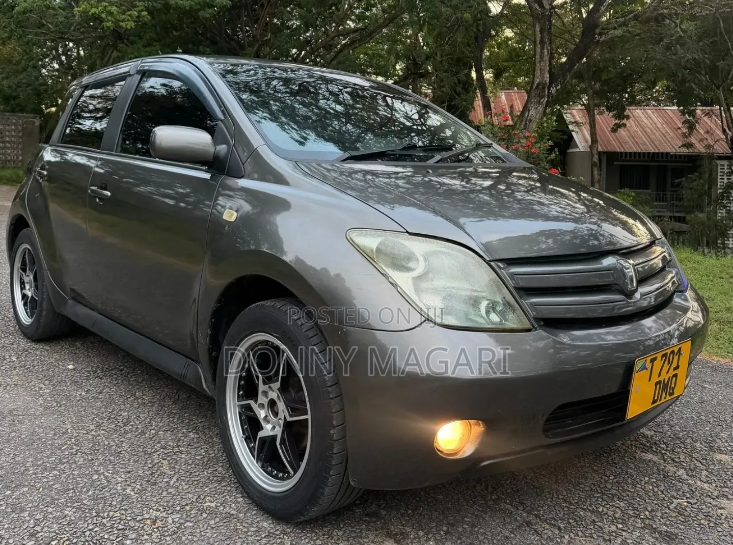 Toyota IST 2004 Gray