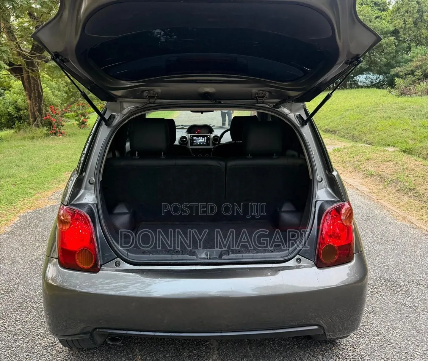 Toyota IST 2004 Gray