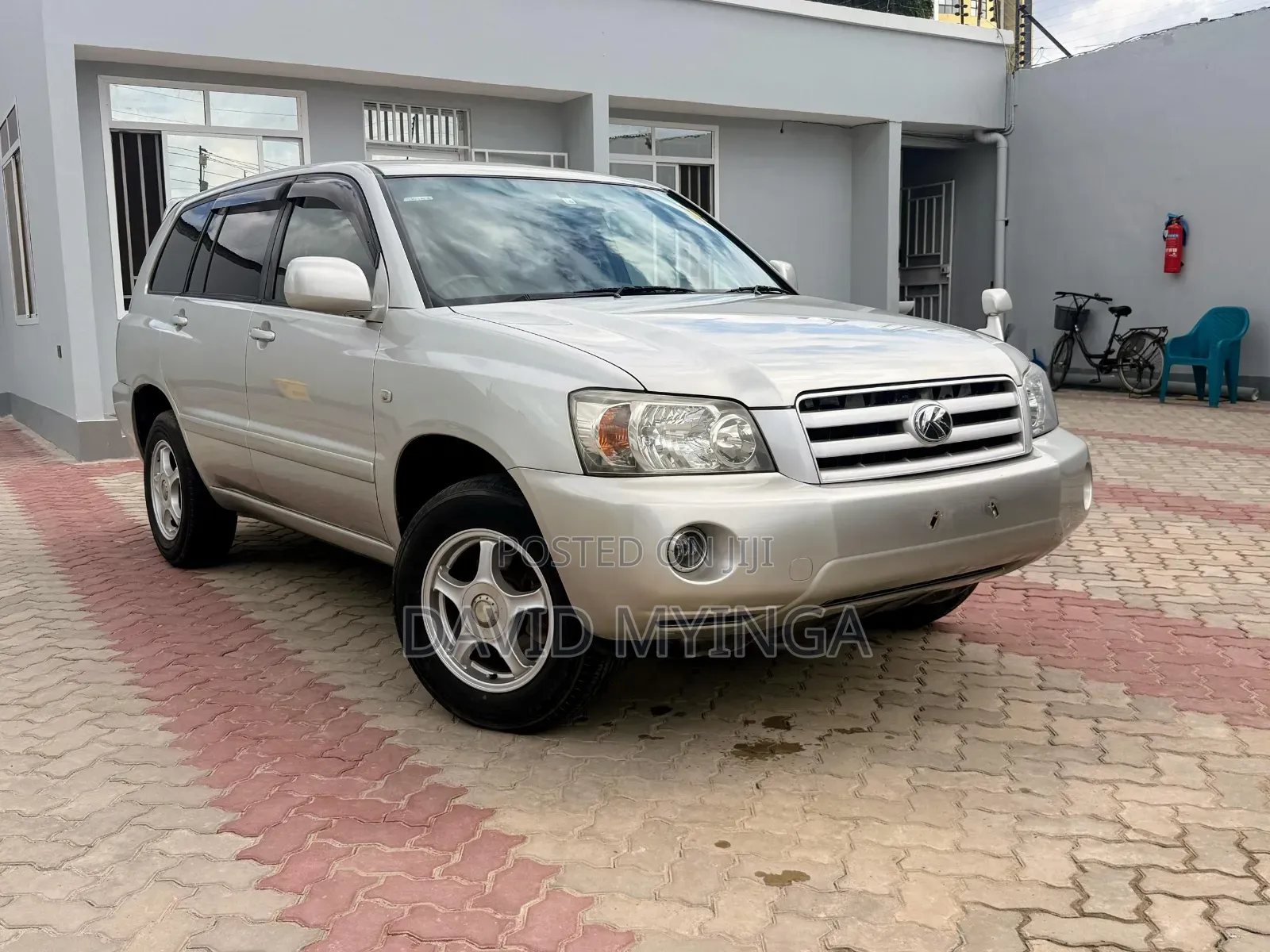 Toyota Kluger 2004 Silver