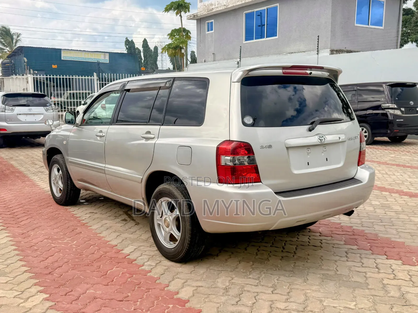 Toyota Kluger 2004 Silver
