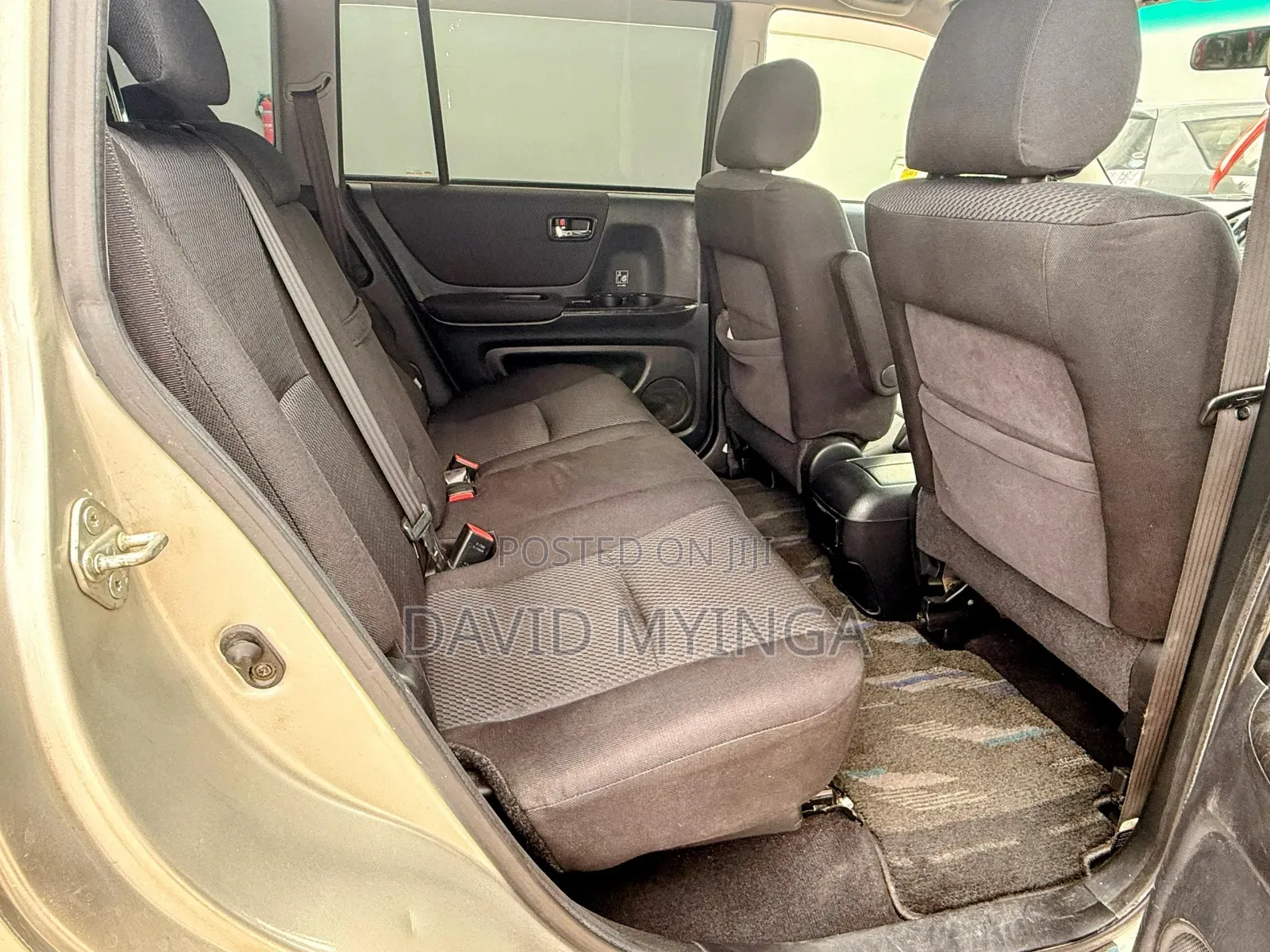 Toyota Kluger 2004 Silver