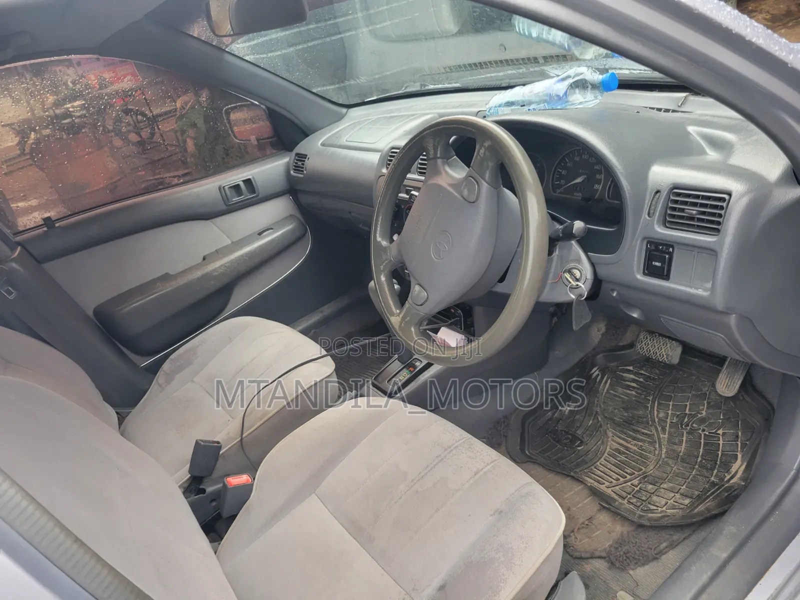 Toyota Starlet 2000 Silver