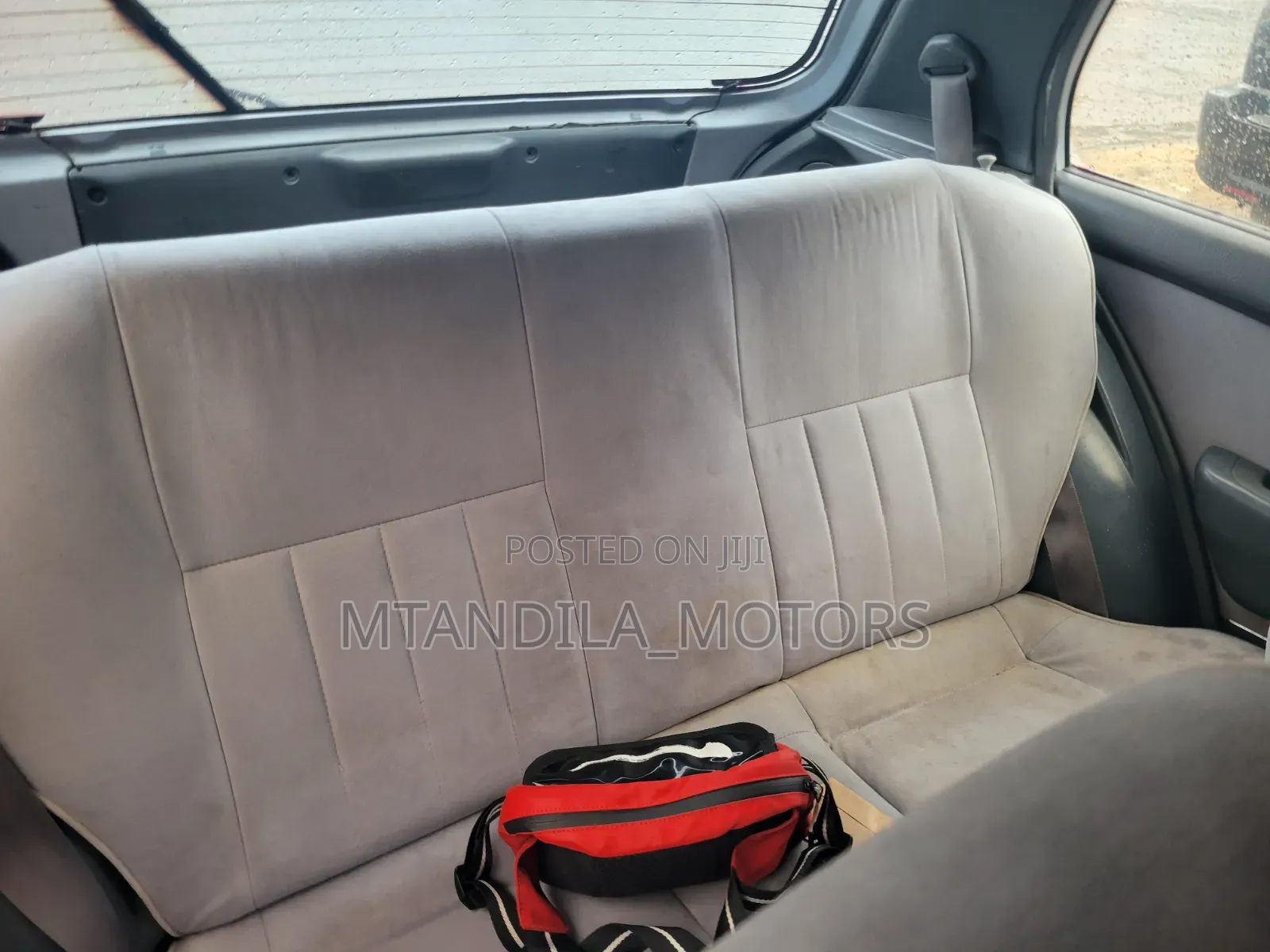 Toyota Starlet 2000 Silver