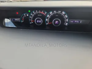 Toyota Noah 2.0 143hp AWD (7 Seater) 2009 Gray