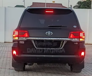 Toyota Land Cruiser 2017 Black