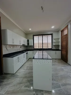 6bdrm House in Tabata for sale