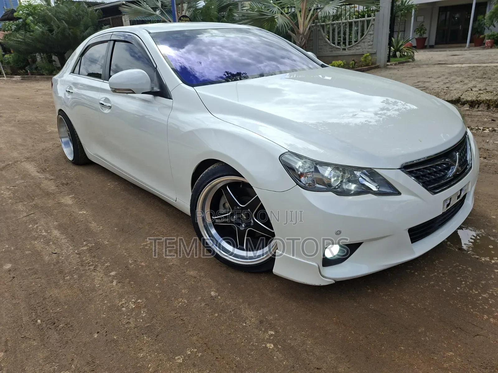 Toyota Mark X 2012 White