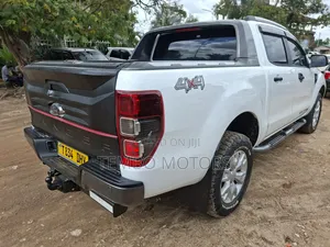Ford Ranger Wildtrak 2014 White