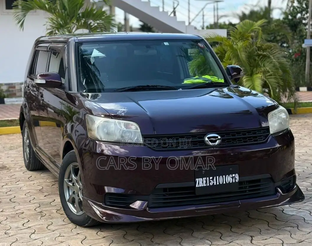 Toyota Rumion 1.5 FWD 2021 Maroon