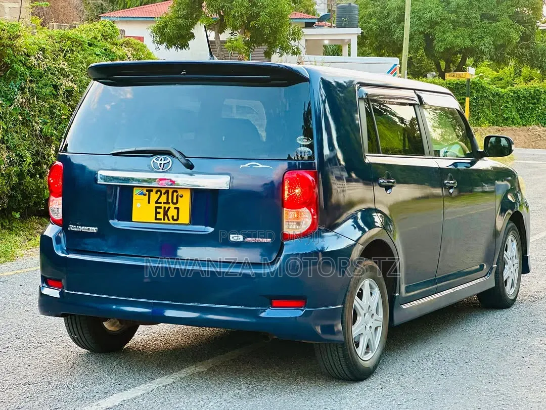 Toyota Corolla Rumion 2009 Blue