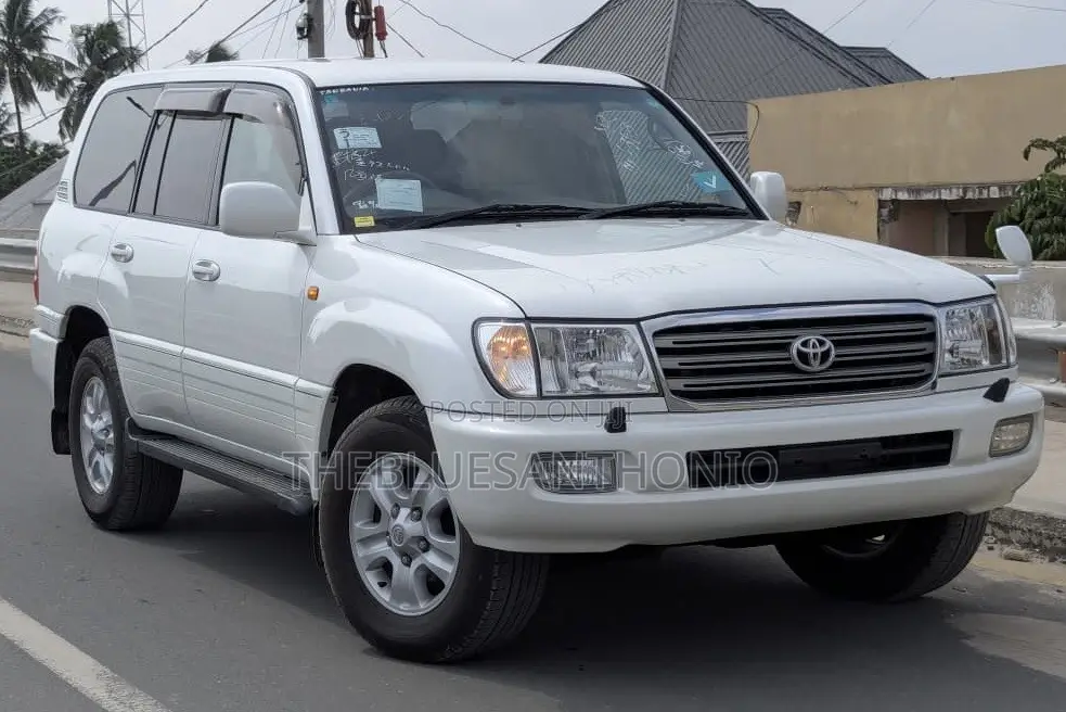 Toyota Land Cruiser 2005 Pearl