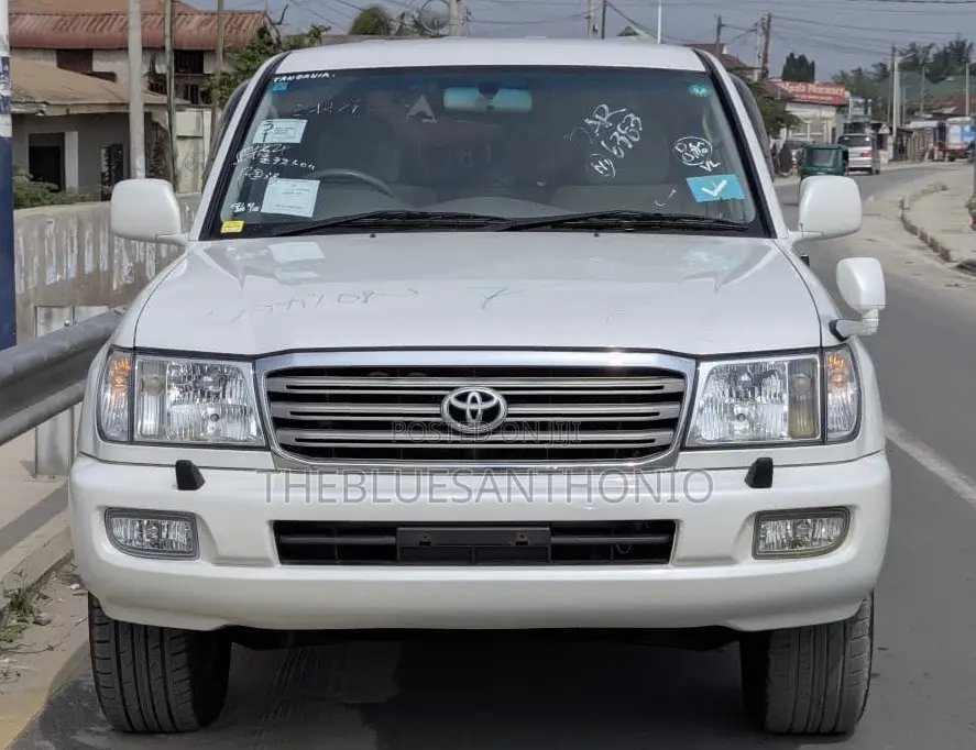 Toyota Land Cruiser 2005 Pearl