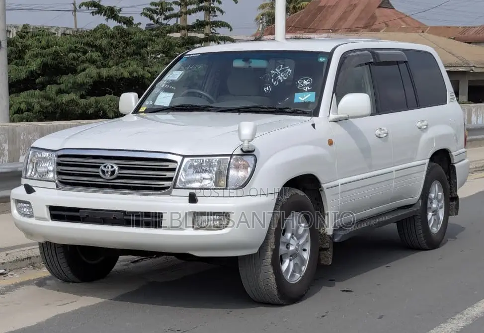 Toyota Land Cruiser 2005 Pearl