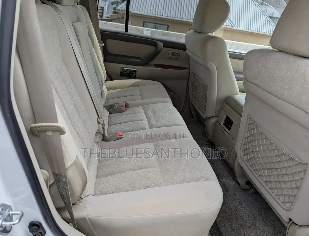 Toyota Land Cruiser 2005 Pearl