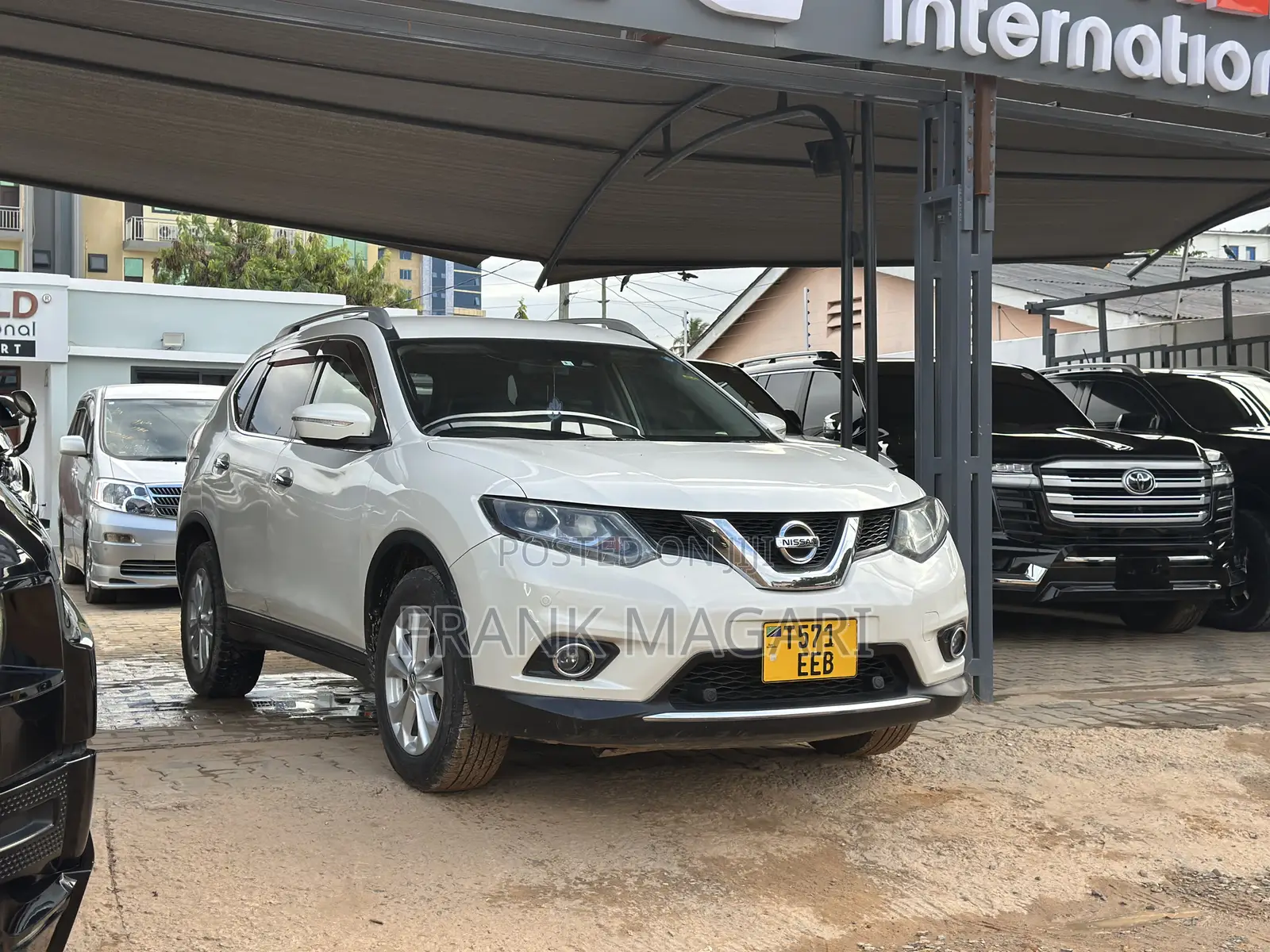 Nissan X-Trail 2013 White