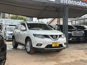 Nissan X-Trail 2013 White