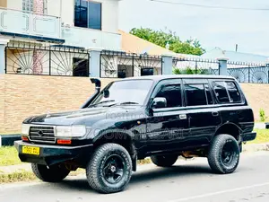 Toyota Land Cruiser 1998 Black