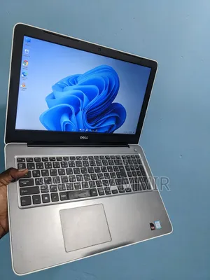 Laptop Dell Inspiron 15 5567 8GB Intel Core i7 HDD 500GB