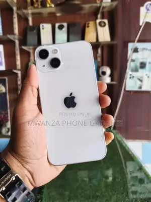 Apple iPhone 13 128 GB White