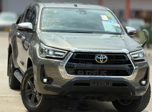 Toyota Hilux 2021 Beige