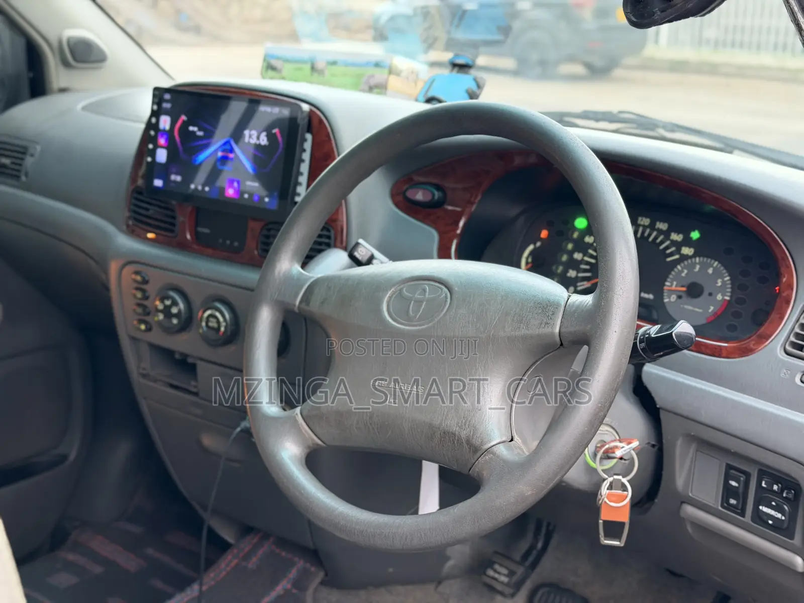 Toyota Noah 2.0 AWD (8 Seater) 2001 White
