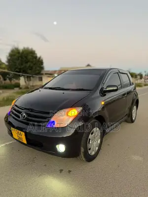 Toyota IST 2004 Black