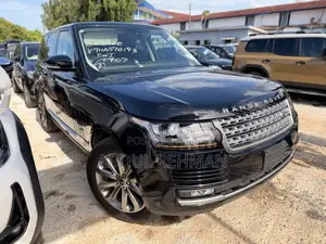 Land Rover Range Rover Vogue 2016 Black
