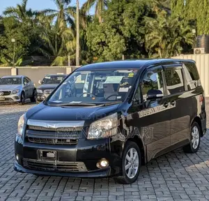 Toyota Noah 2009 Black