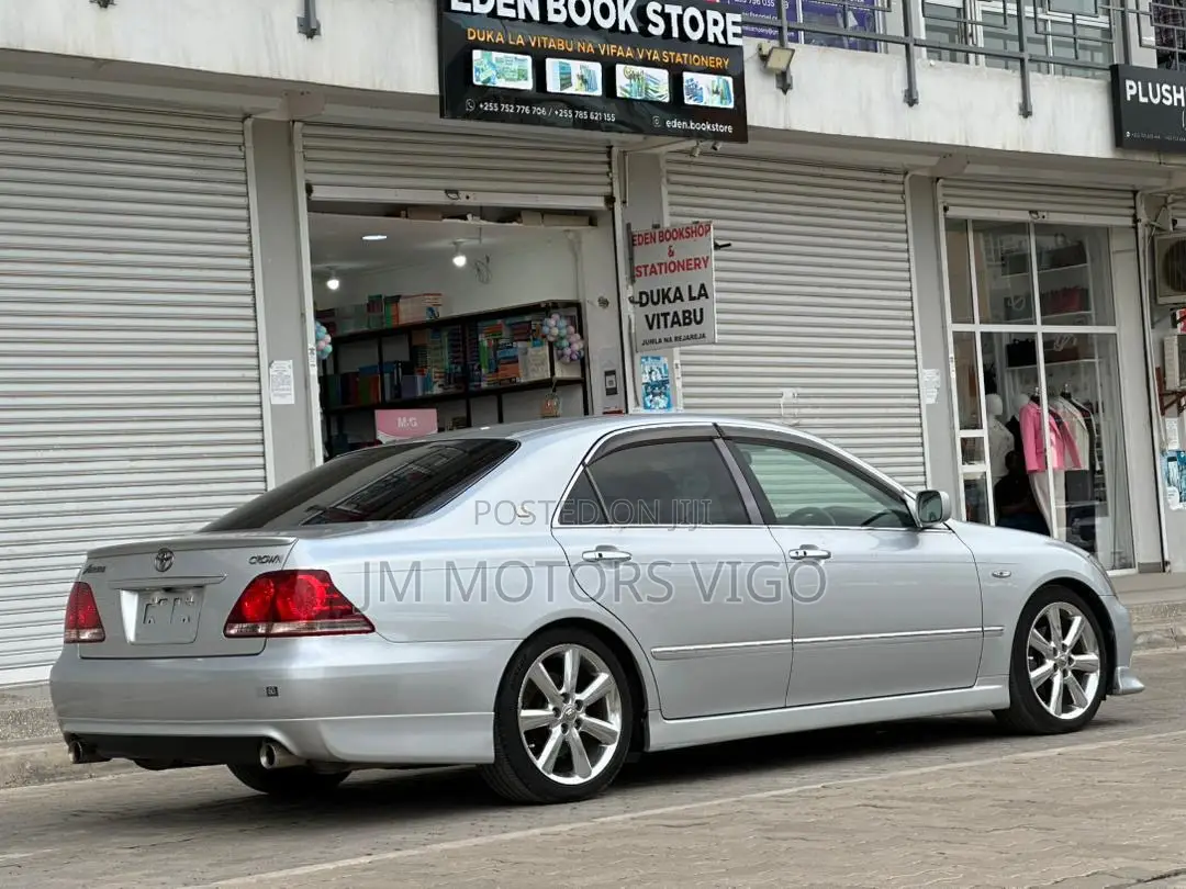 Toyota Crown 2007 Silver