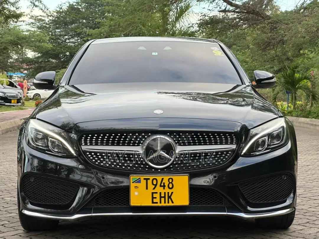 Mercedes-Benz C-Class 2015 Black