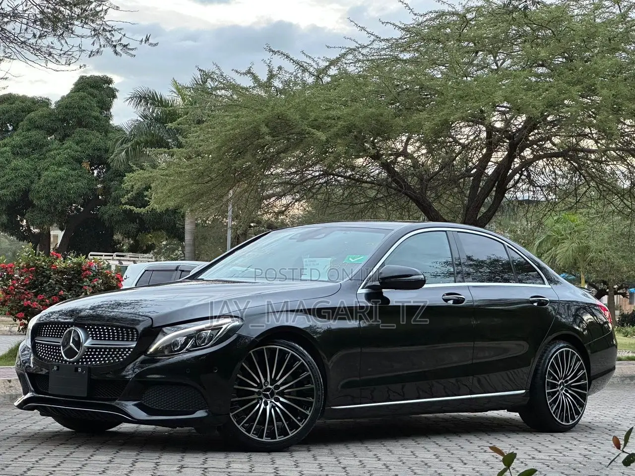 Mercedes-Benz C-Class 2016 Black
