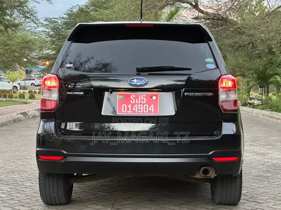 Subaru Forester 2014 Black