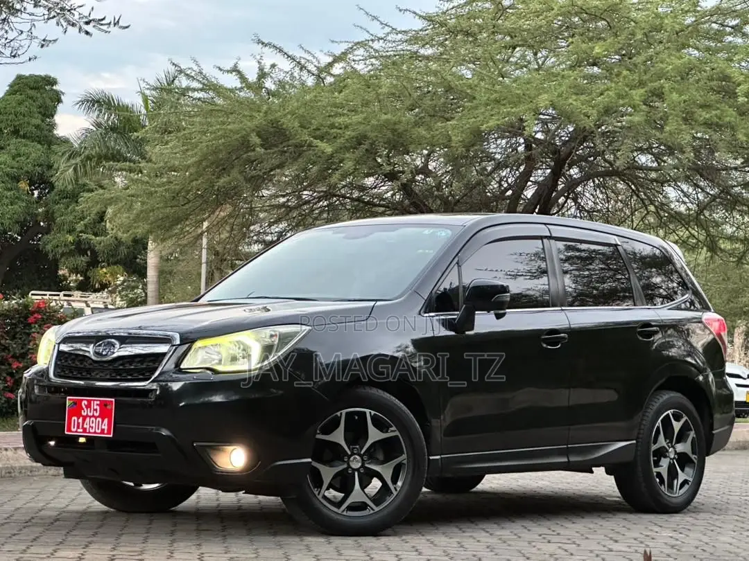 Subaru Forester 2014 Black