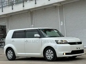 Toyota Corolla Rumion 2011 White