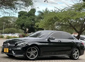 Mercedes-Benz C200 2014 Black